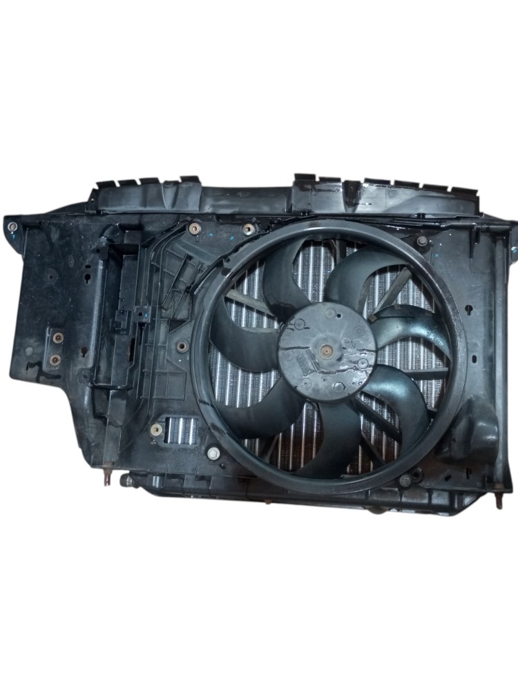 Radiador Completo Peugeot 206 207 1.4 1.6 2006 2013 Usado 1