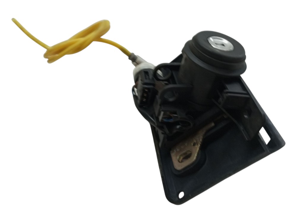Fechadura Porta Malas Mercedes Benz C280 E320 97 99 Usado Preto 5