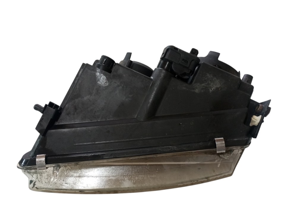Farol Passat Alemao 99 2000 2001 2002 2003 Hella Direito  Direito/passageiro 2