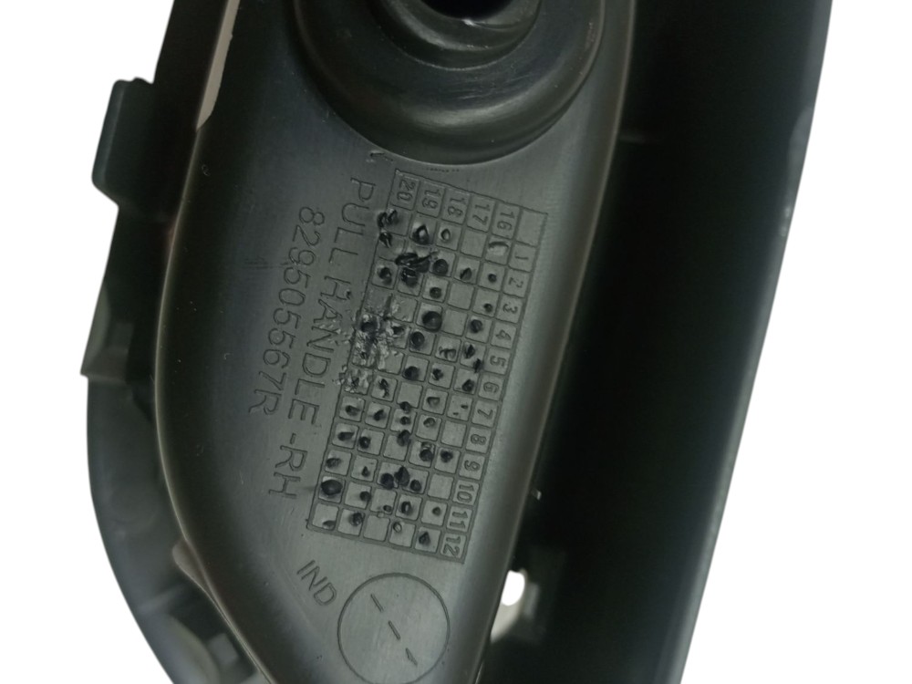 Puxador  Moldura Porta Kwid 2018 2020 2024 Renault Direito 2