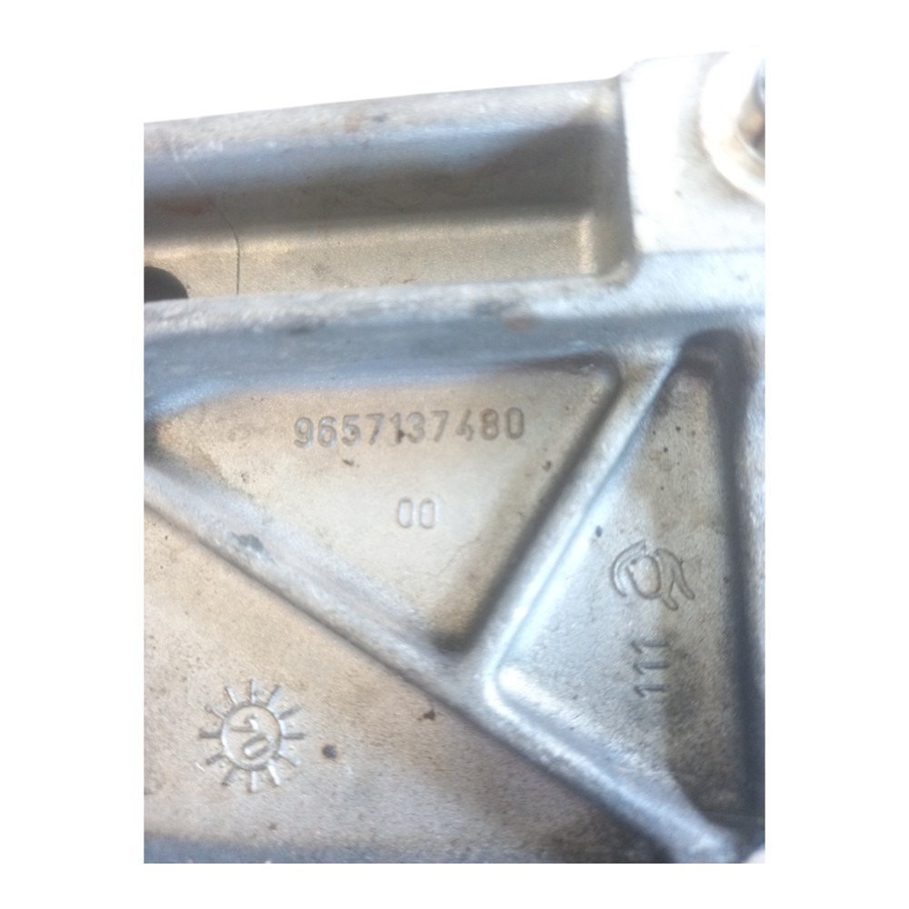 Suporte compressor ar 1.6 16v peugeot 206 207 307 C4 07/09 4