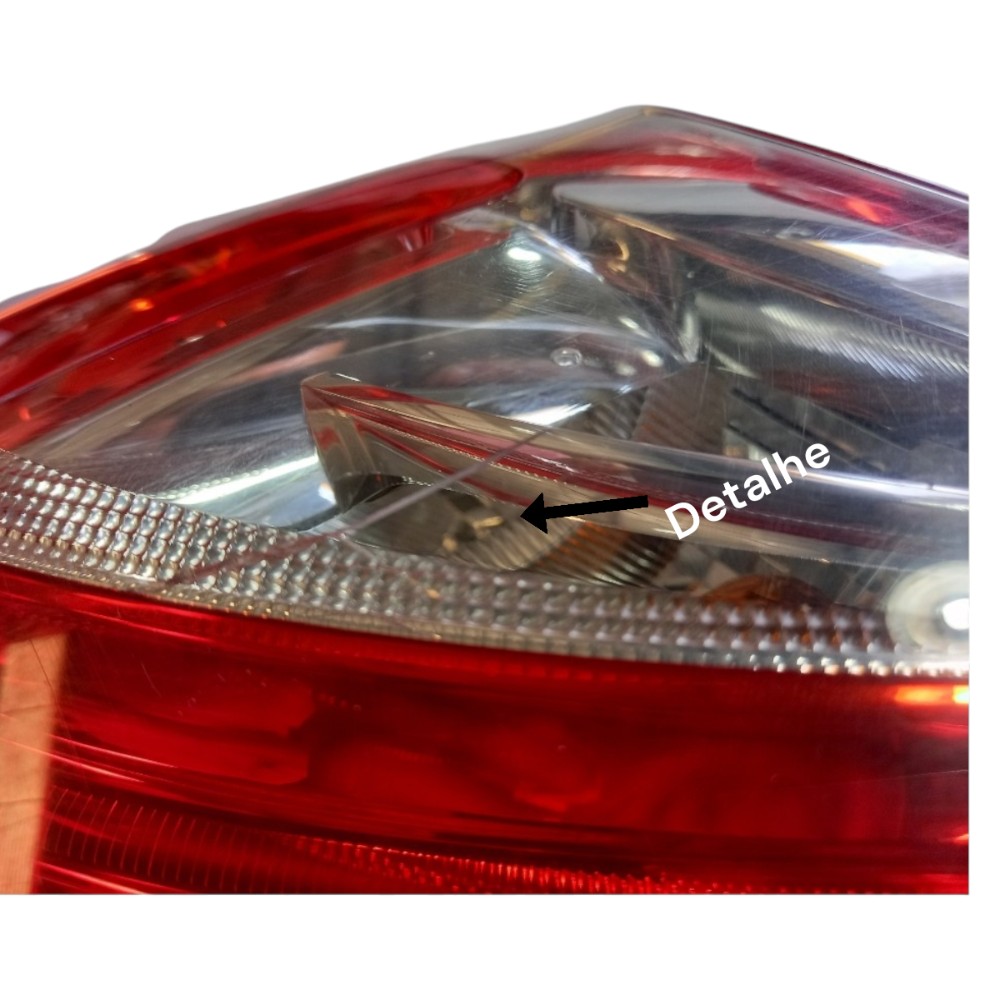 Lanterna Traseira esquerda Peugeot 208 griff 2013 2