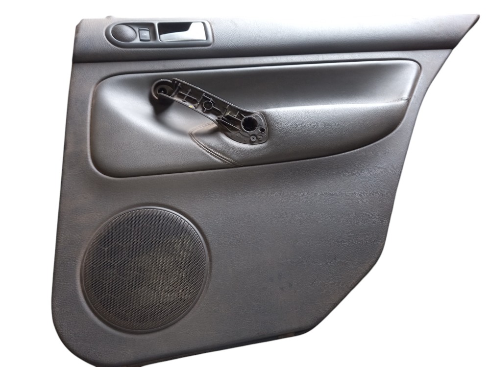 Forro porta traseira direita VW Golf 08/12 1j6868088