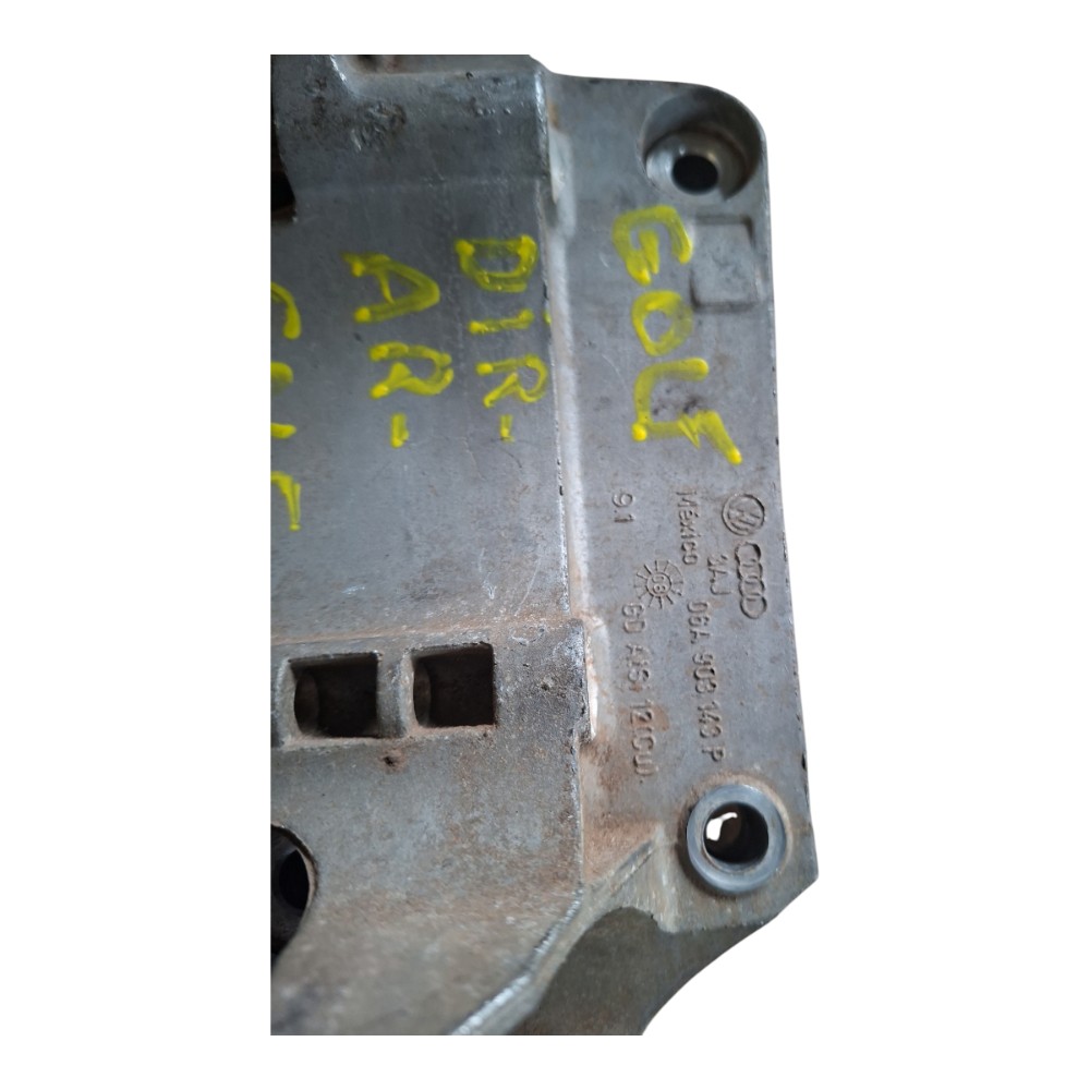 Suporte alternador bomba hidráulica compressor VW Golf 4