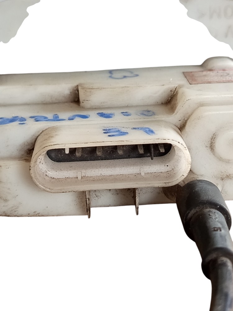 Fechadura eletrica dianteira direita Citroen c3 4
