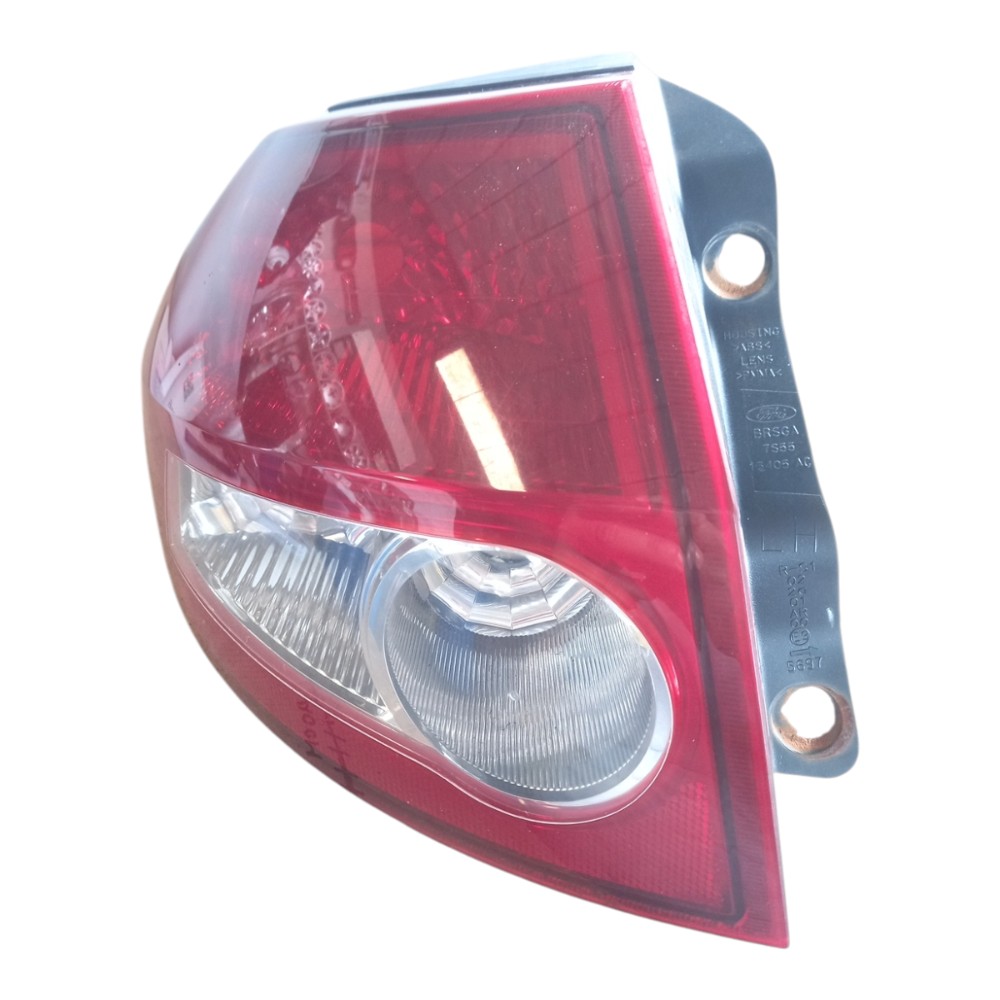 Lanterna traseira esquerda Ford Ka 2010/2011 4