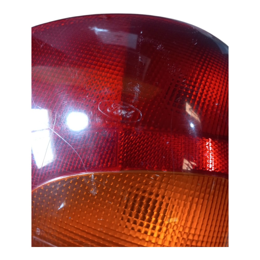 Lanterna lado direito Ford Fiesta 98 original 6