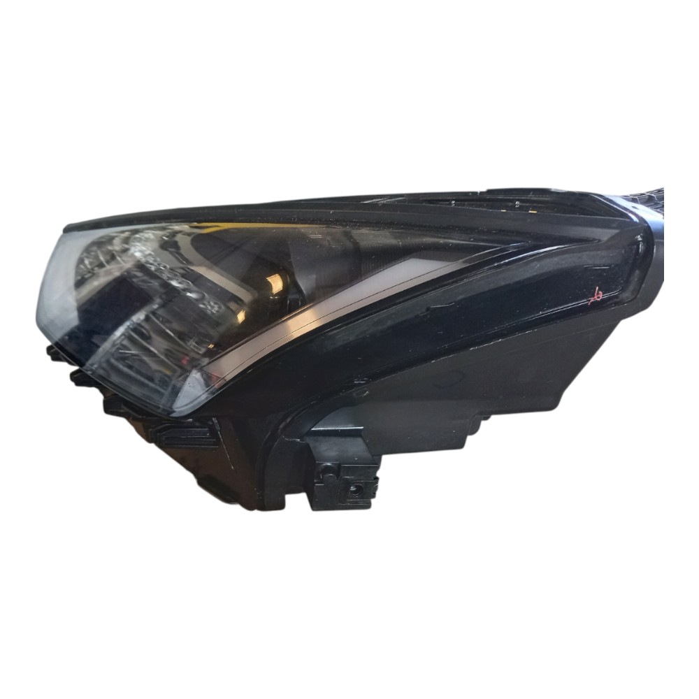 Farol Esquerdo Byd Dolphin Mini Gs Ev 2024 Com Detalhe 6