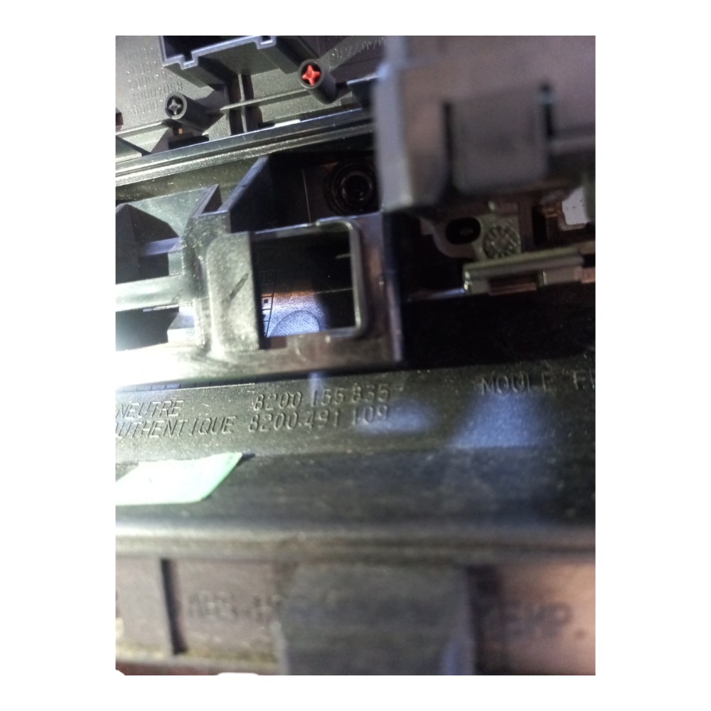 Moldura painel central Renault Megane 11 completo 8200155835 8