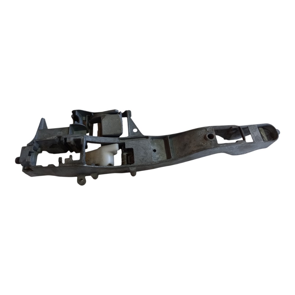 Suporte maçaneta externa direita Citroën picasso C4 2009