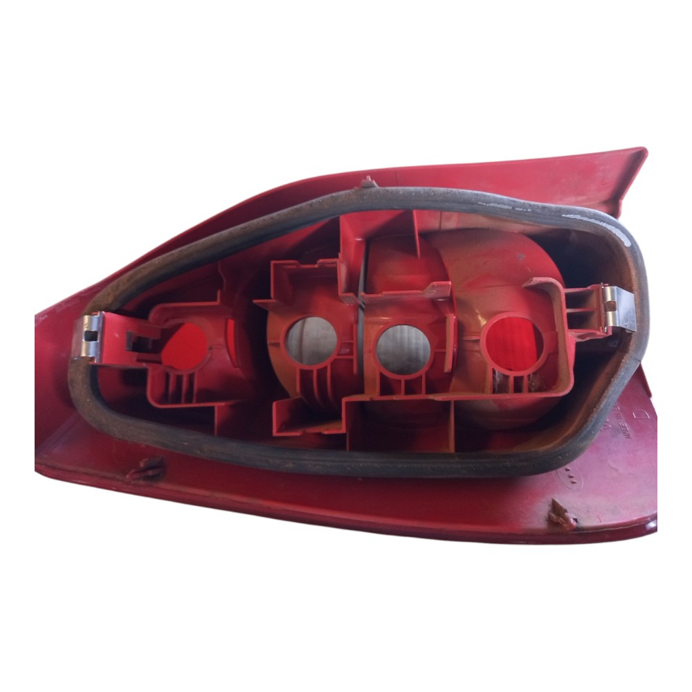 Lanterna traseira direita Citroën Xsara 2000/2012 8