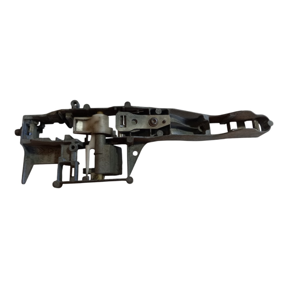 Suporte maçaneta externa direita Citroën picasso C4 2009 3