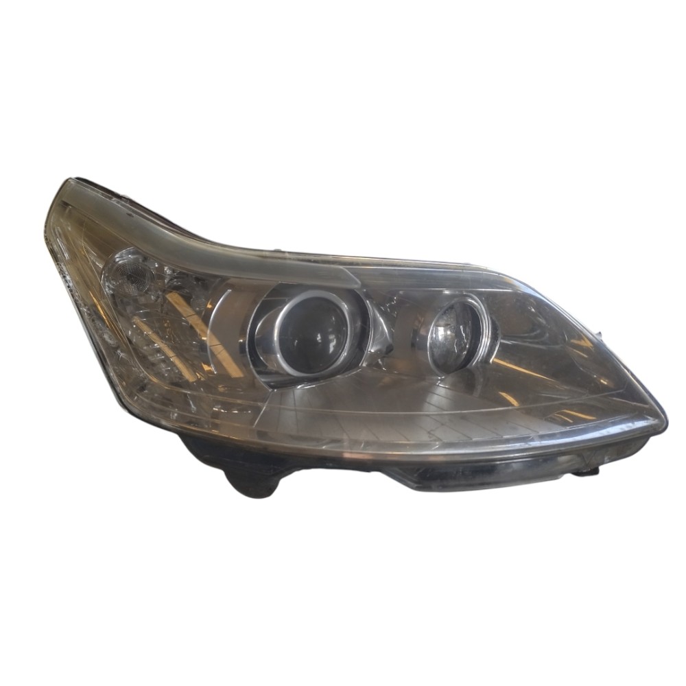 Farol Direito C/ Detalhes – Citroen C4 Exclusive 2010 Direito/passageiro