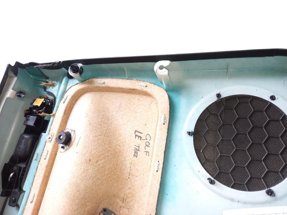 Forro porta traseira direita VW Golf 08/12 1j6868088 5