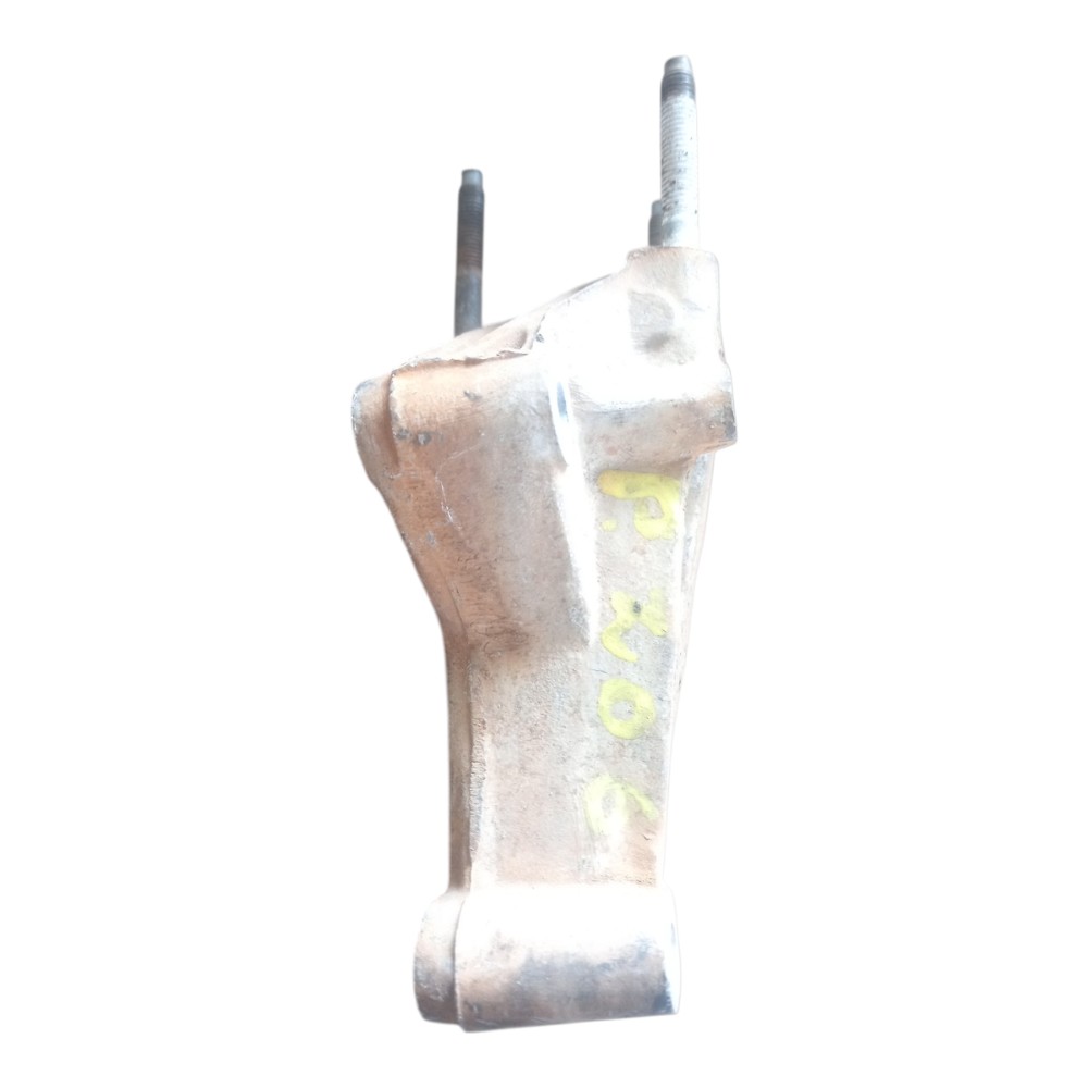 Suporte da bomba dágua Peugeot 206 16V 5