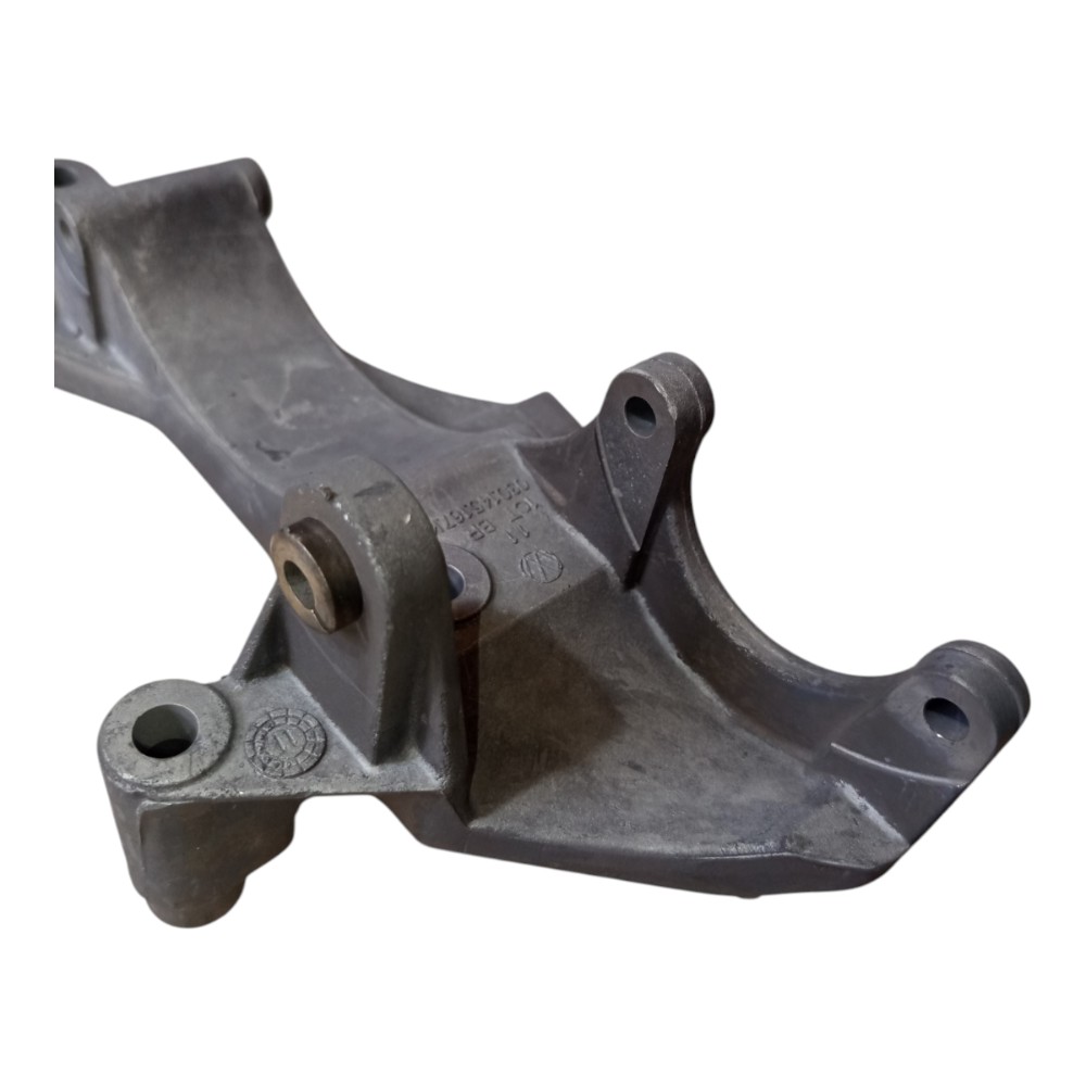 Suporte alternador bomba hidráulico Fox/G5/Saveir 030145167k 4