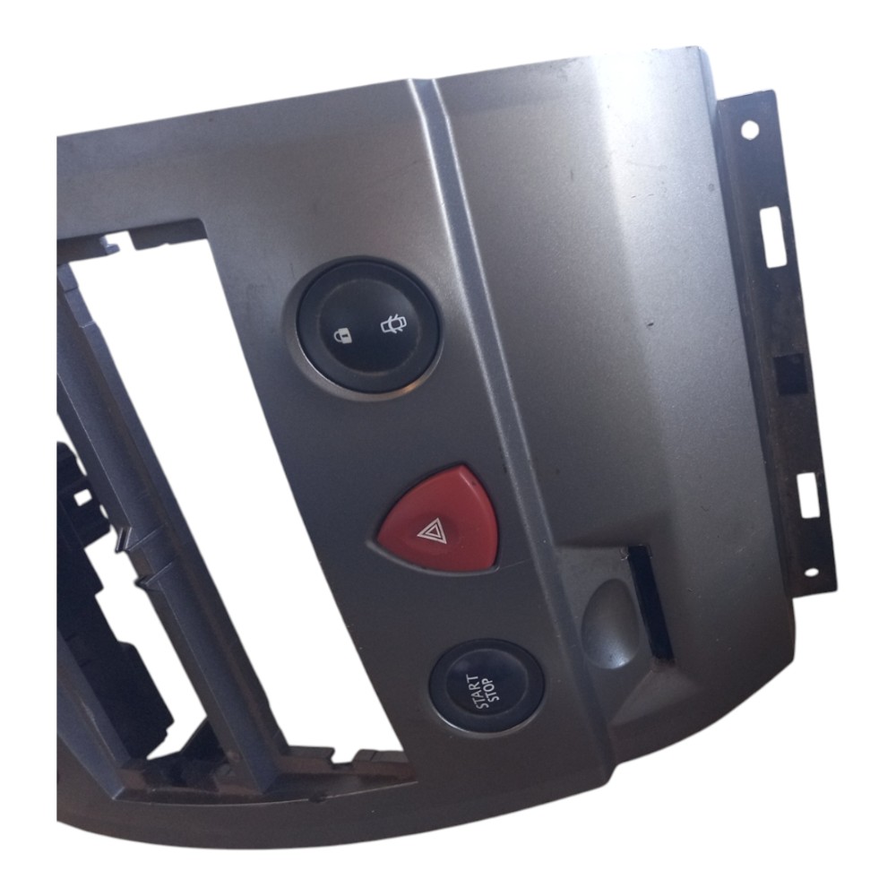 Moldura painel central Renault Megane 11 completo 8200155835 3