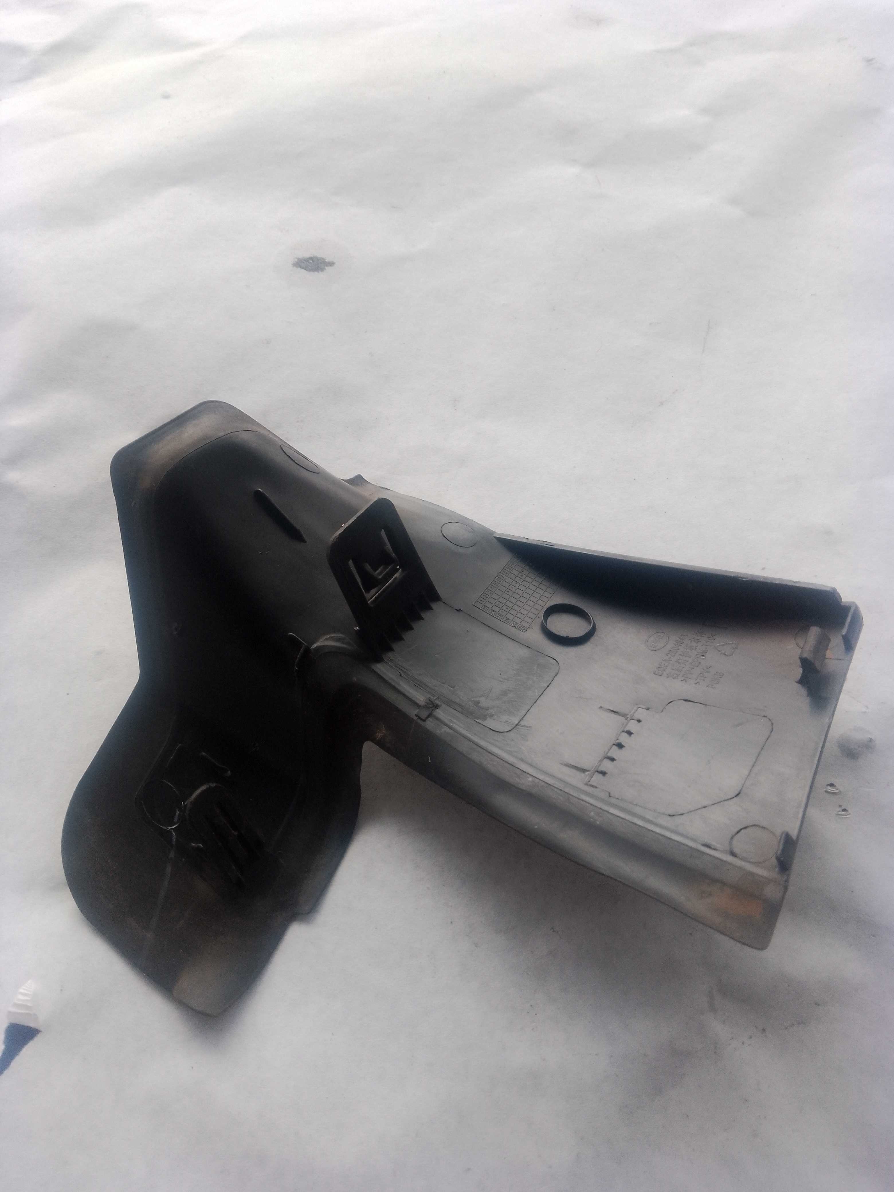Acabamento lanterna tras Dir byd dolphin mini 24 eqea2804841 3