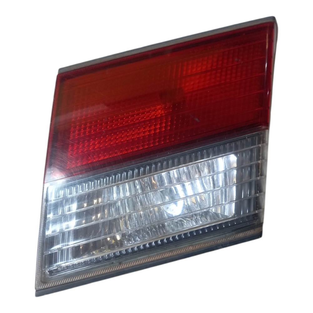 Lanterna Direita Nissan Primera Gxe 1998