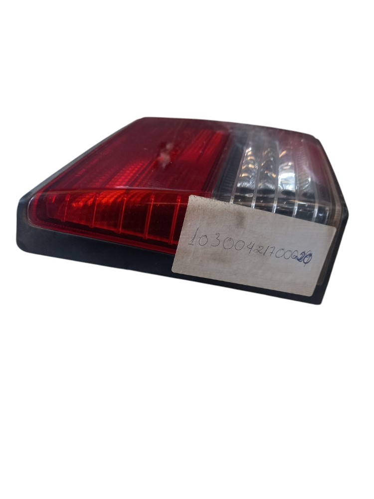 Lanterna esquerda Nissan primeira gxe 1998 5