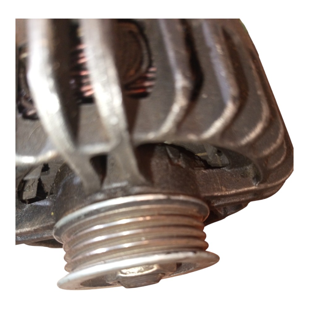 Alternador Fiat Uno Vivace 2010 90A 4
