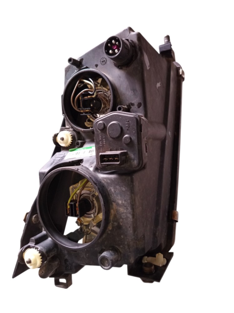 Farol Esquerdo Passat V6 1998 Hella 4