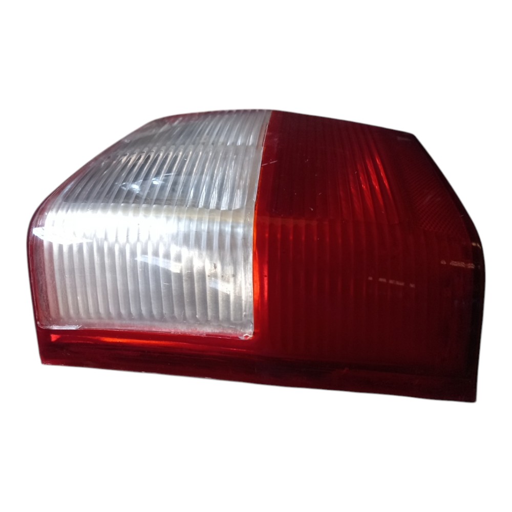 Lanterna esquerda Fiat Uno Mille 2006 2