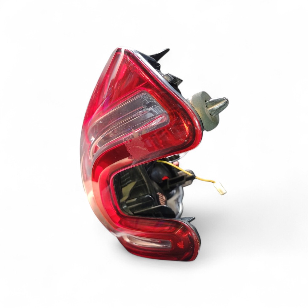 Lanterna Traseira Direita – Peugeot 208 Griff 2013 3
