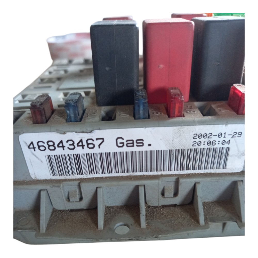 Caixa fusíveis 1.0 1.6 16v elx fiat palio siena 46843467 gas