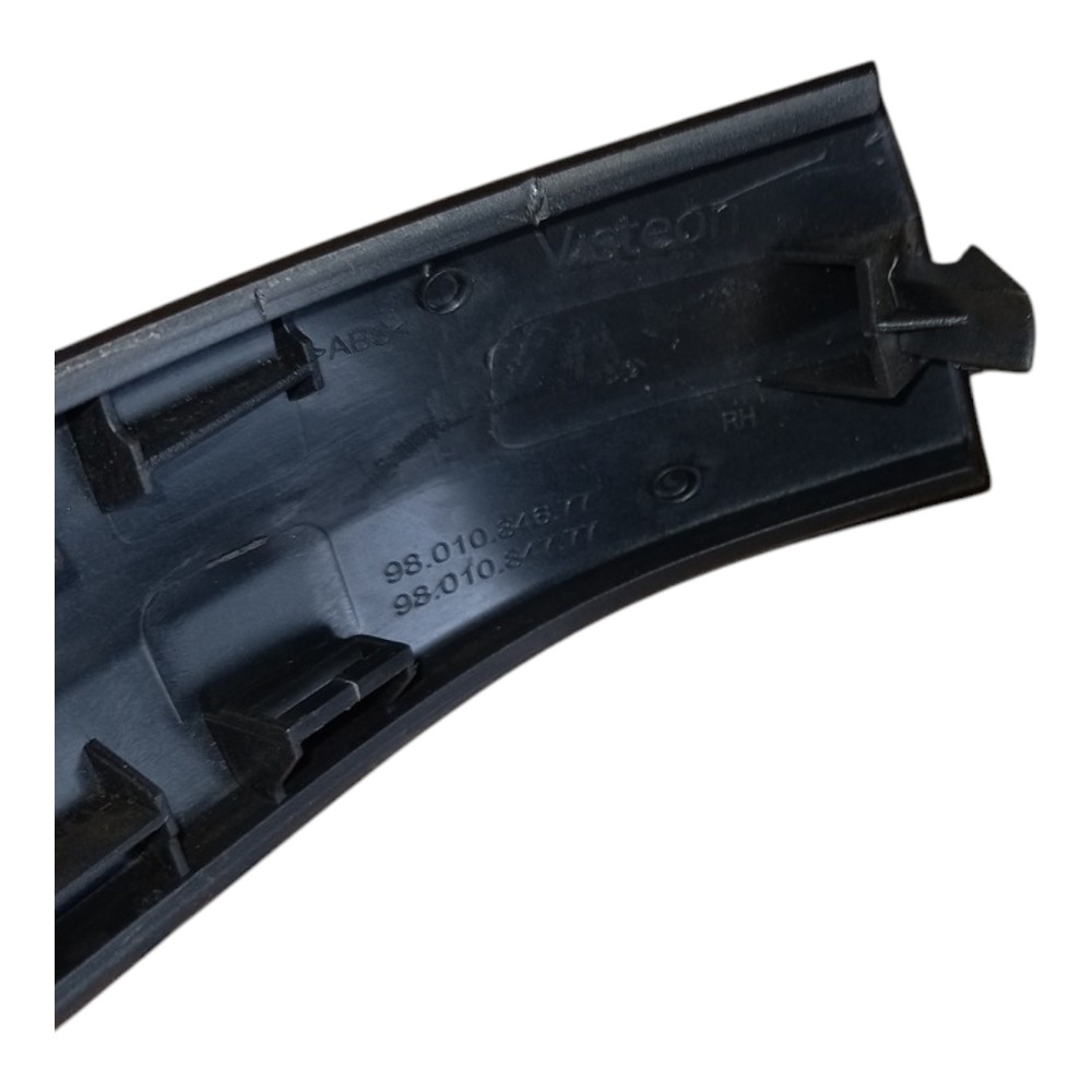 Moldura c/ puxador porta tras dir Peugeot 208 9801084677 5