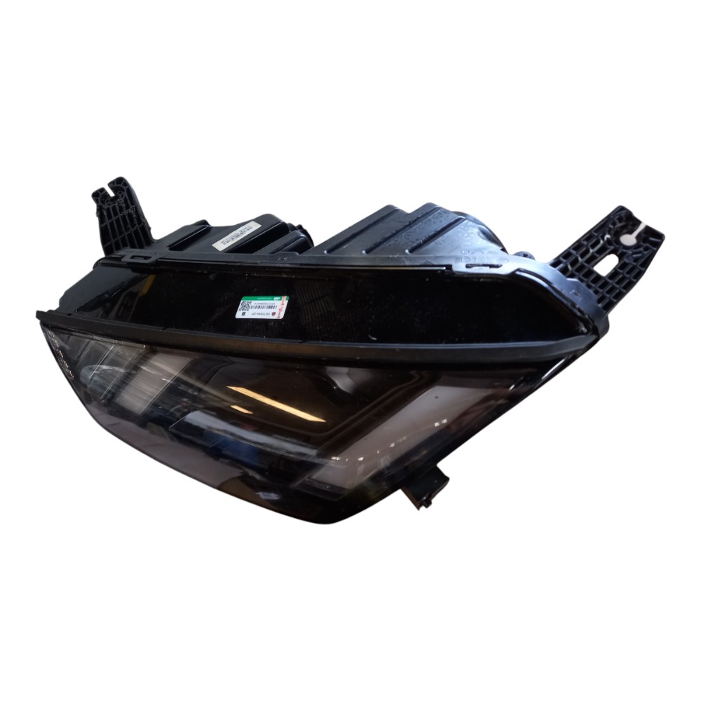 Farol Esquerdo Byd Dolphin Mini Gs Ev 2024 Com Detalhe 5