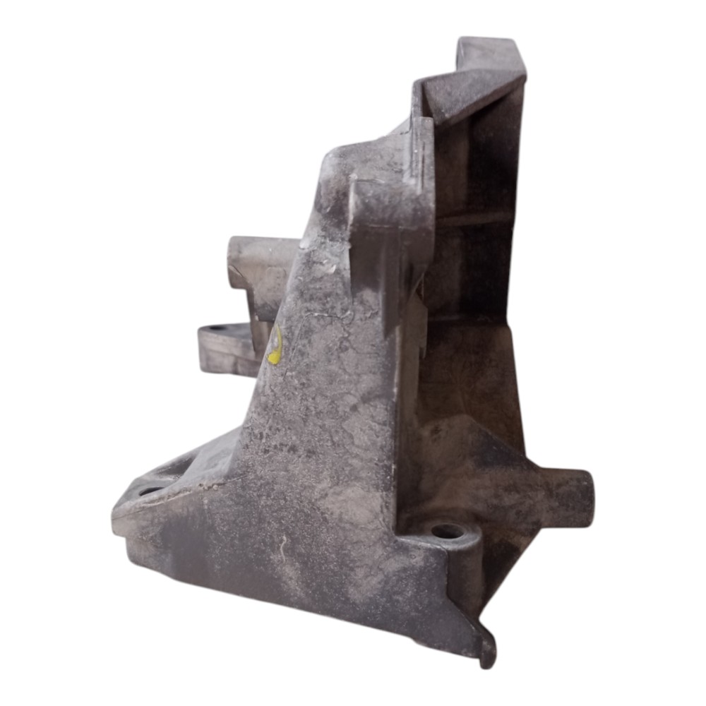 Suporte coxim compressor ar GM Astra Vectra 2.0 94/96 4