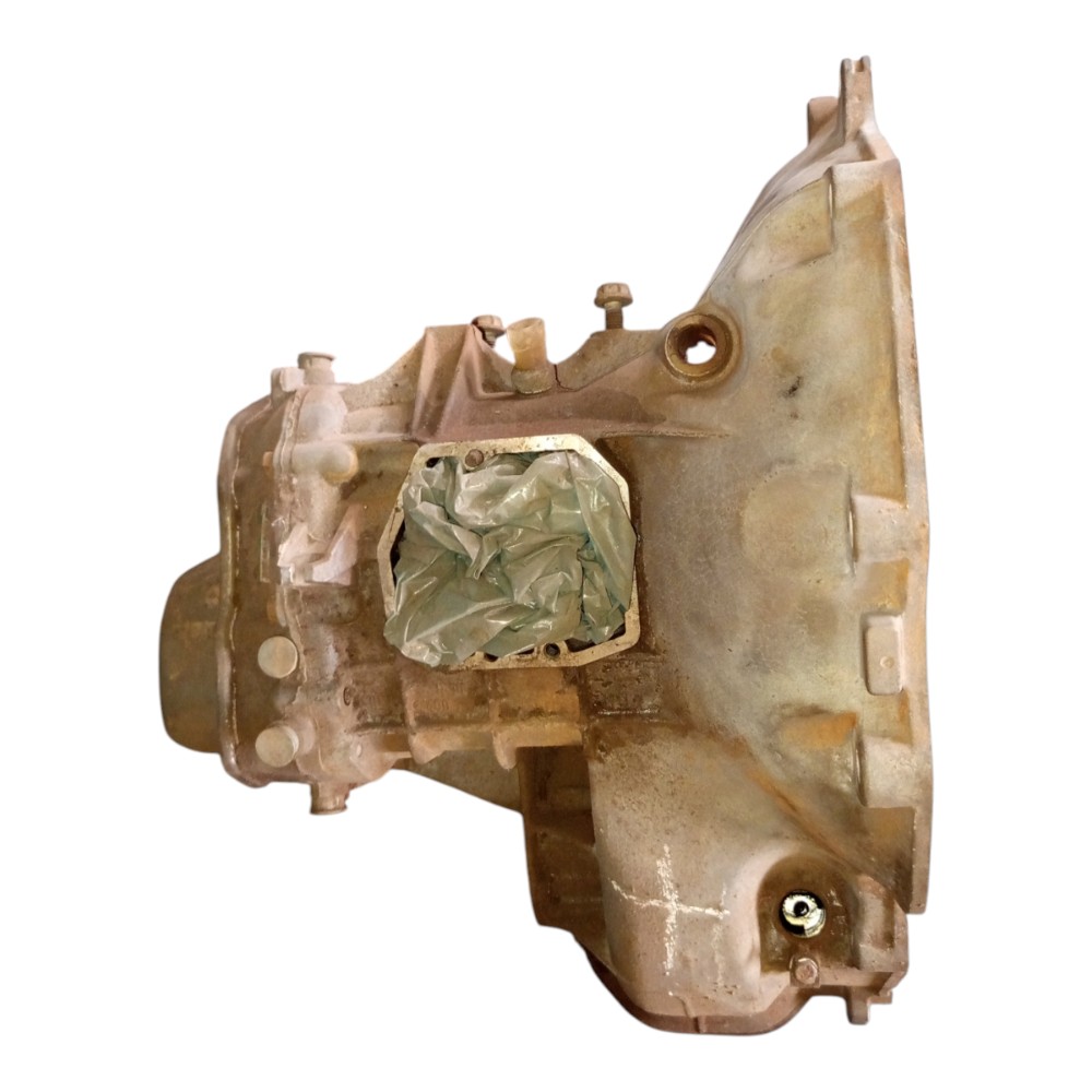 Câmbio GM Celta 2005 com sensor velocidade 4