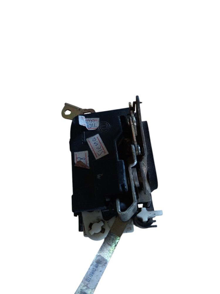 Fechadura manual traseira direita Fiat Siena 6