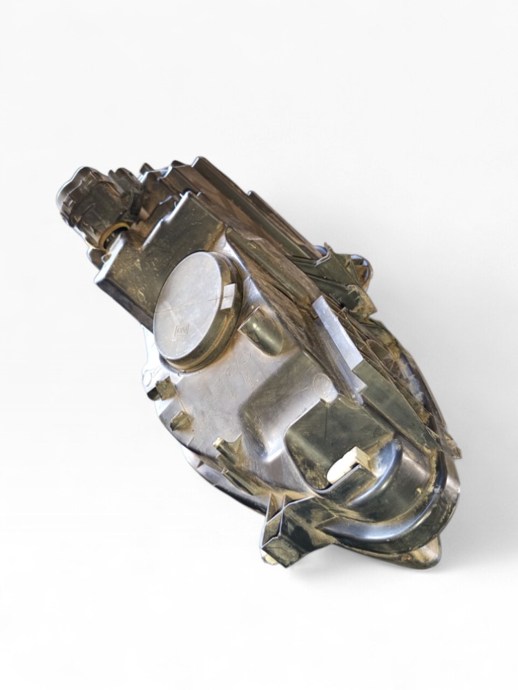 Farol Direito – Citroen C4 Exclusive 2010 6