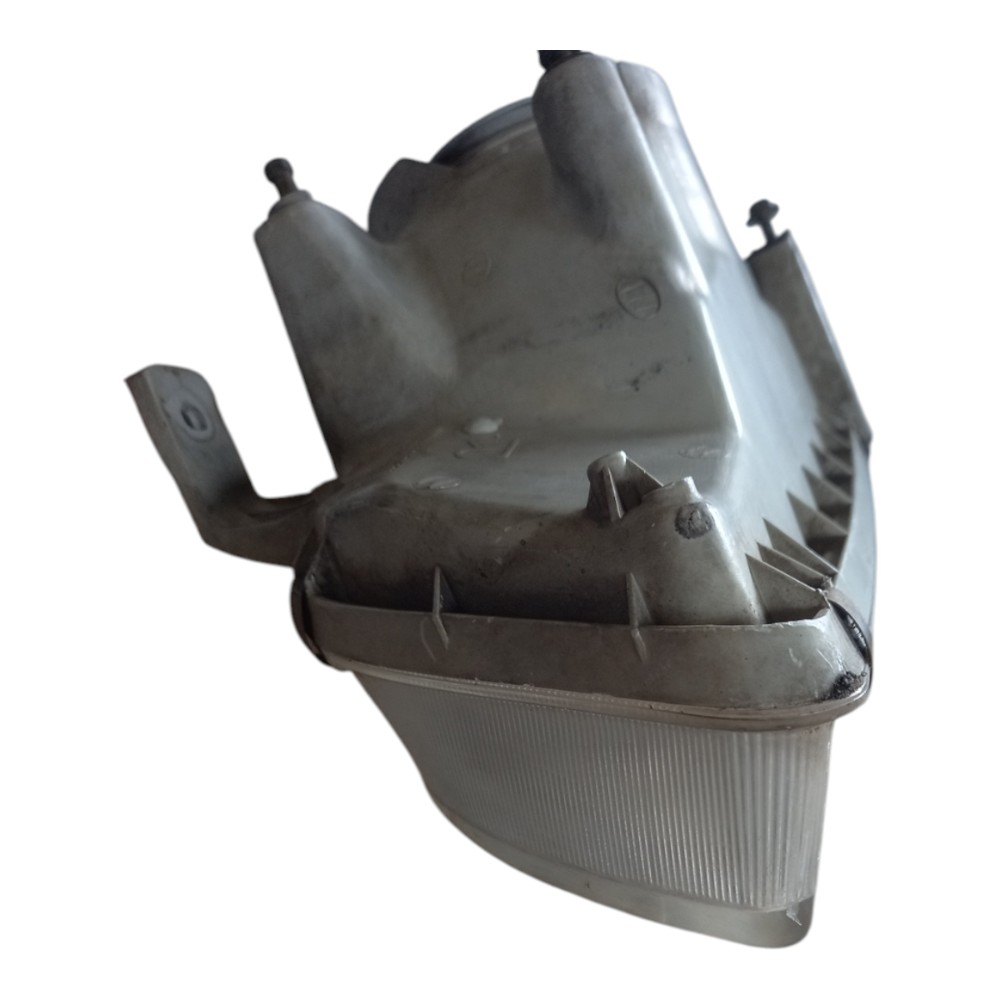Farol lado direito Suzuki 1995 original 10