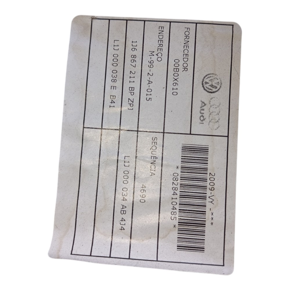 Forro porta trasei esquerda VW Golf 08/12 1j6868087 original 8