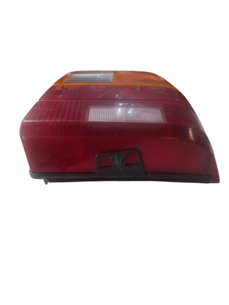Lanterna Direita Fiat Uno Sx 1996 4