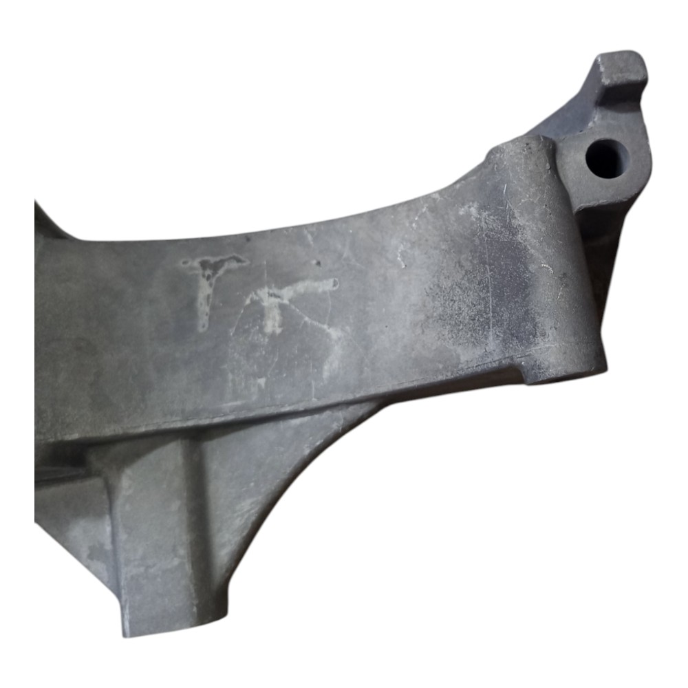 Suporte alternador bomba hidráulico Fox/G5/Saveir 030145167k 7