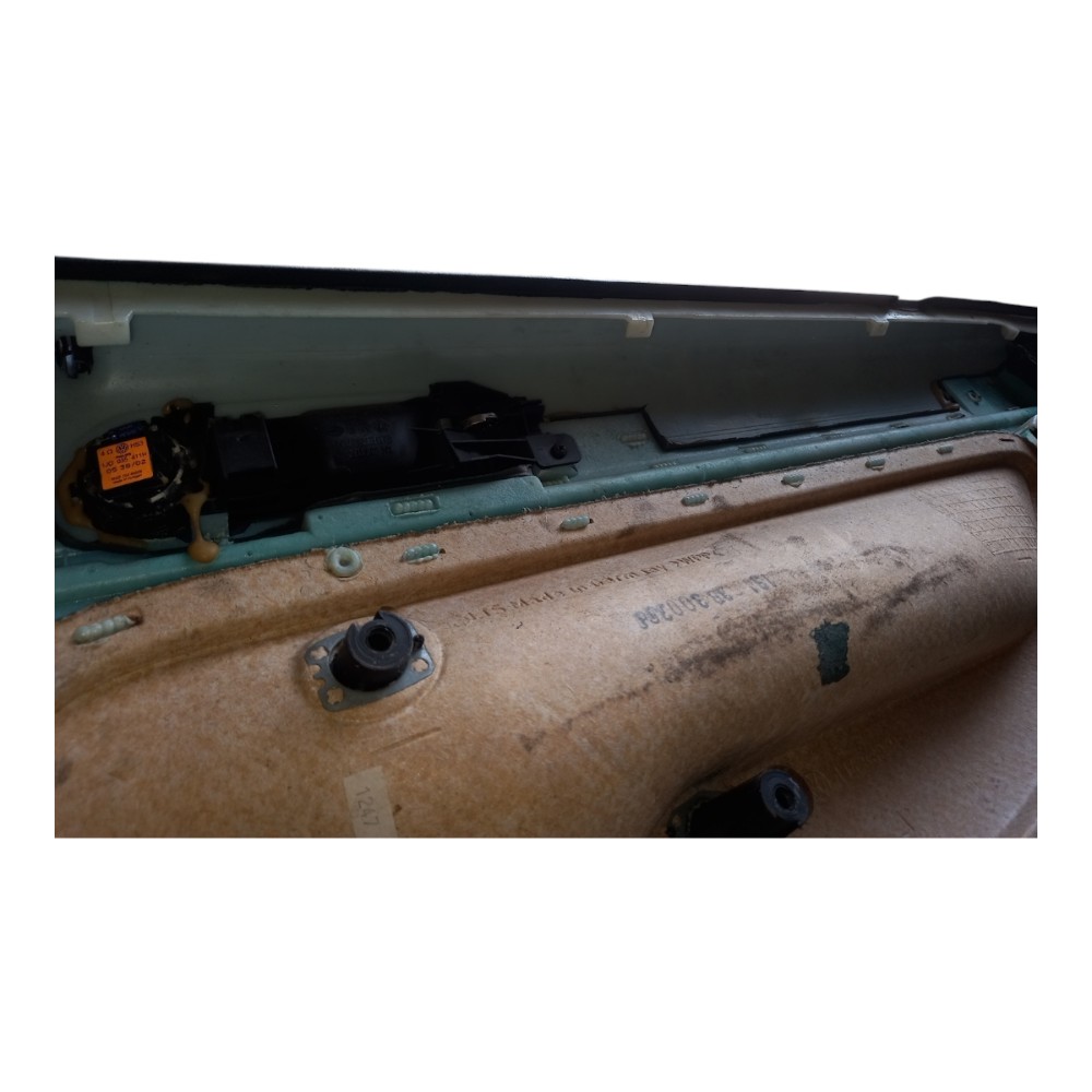 Forro porta trasei esquerda VW Golf 08/12 1j6868087 original 9