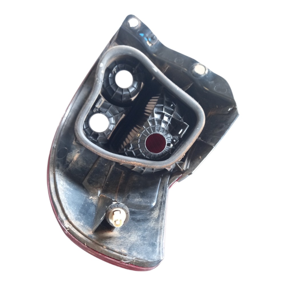 Lanterna traseira esquerda Ford Ka 2010/2011 10