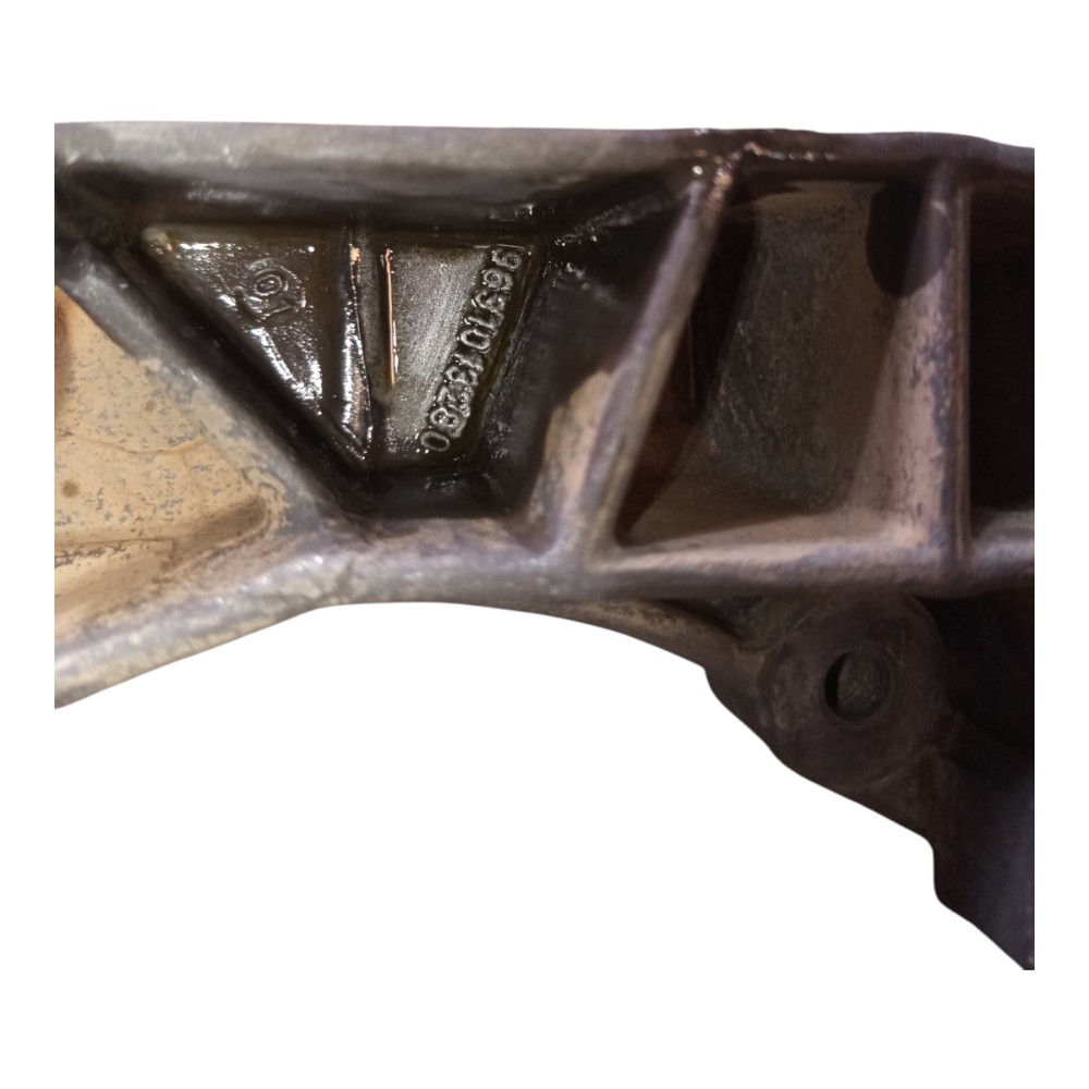 Suporte alternador Peugeot 206 1999/2008 9