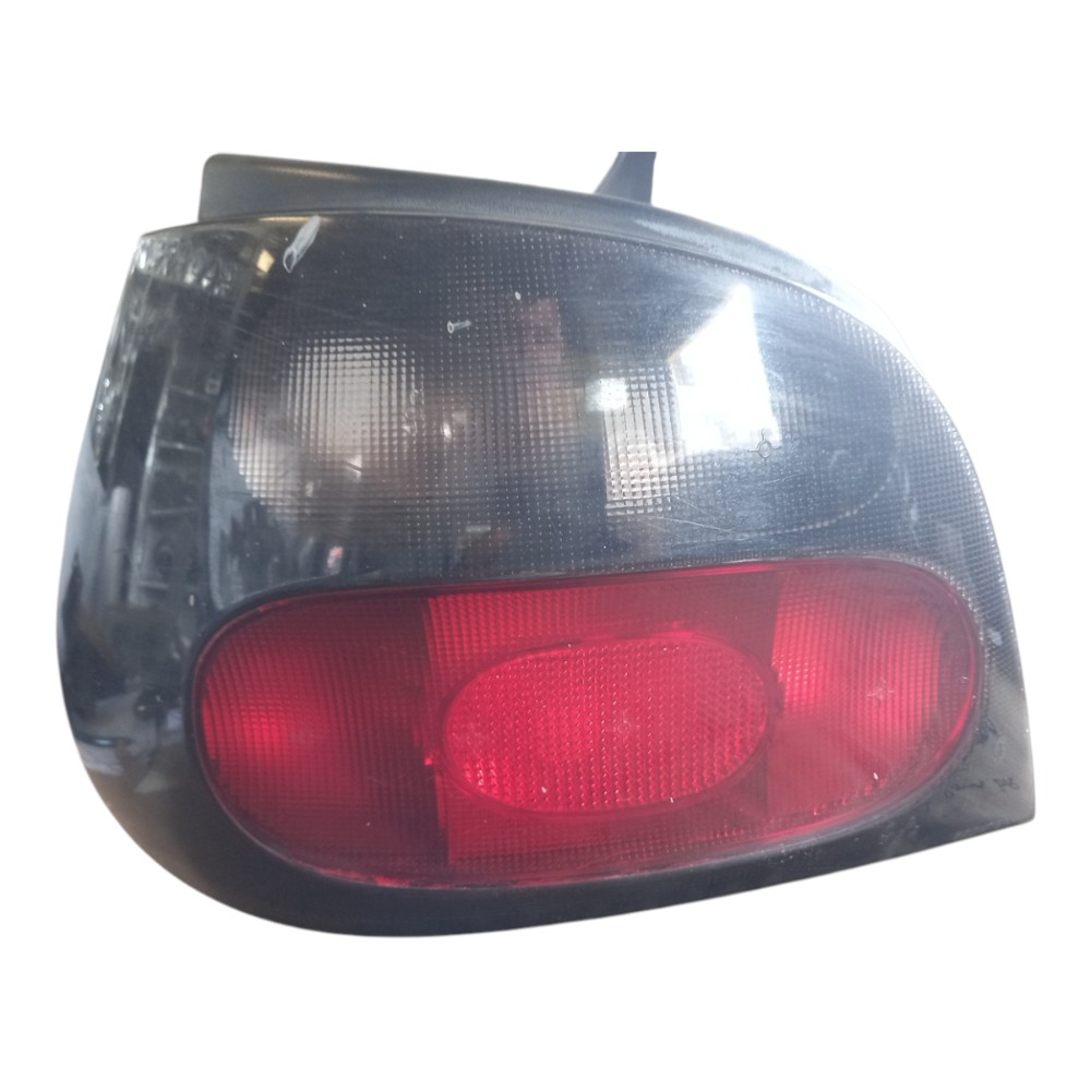 Lanterna traseira esquerda Renault Megane Hatch 96/99