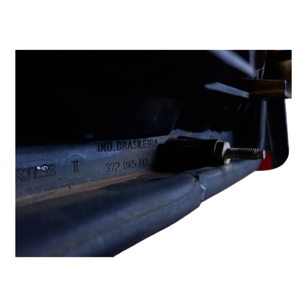 Lanterna traseiro direito bola g2 vw gol 95/99 7