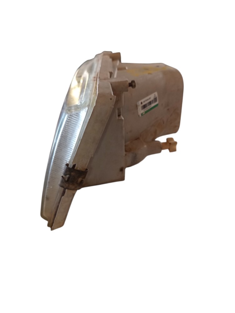 Farol Direito Santana 92 Arteb Com Detalhe 5