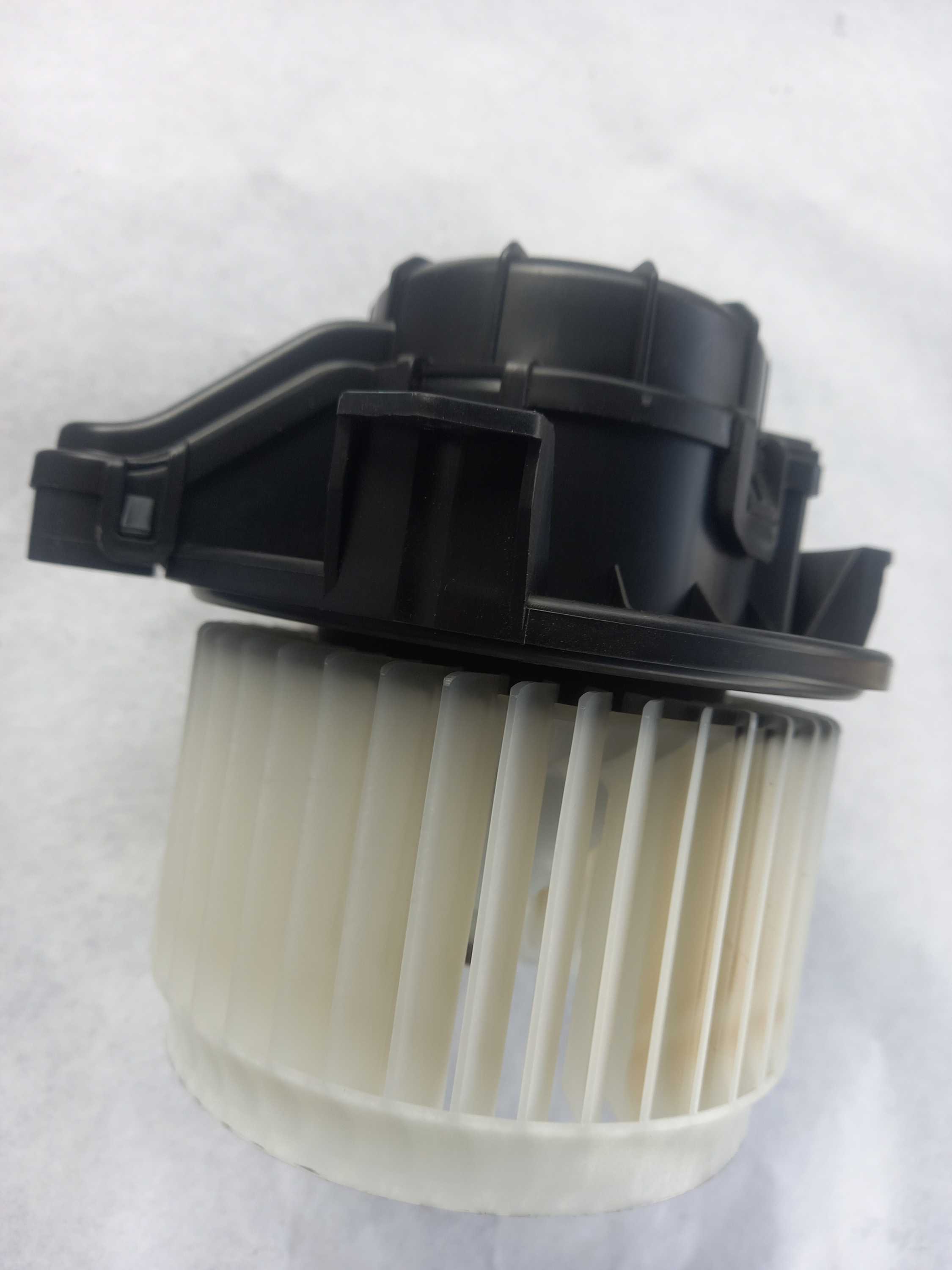 Motor de Ventilador Byd Dolphin Mini gs 2024