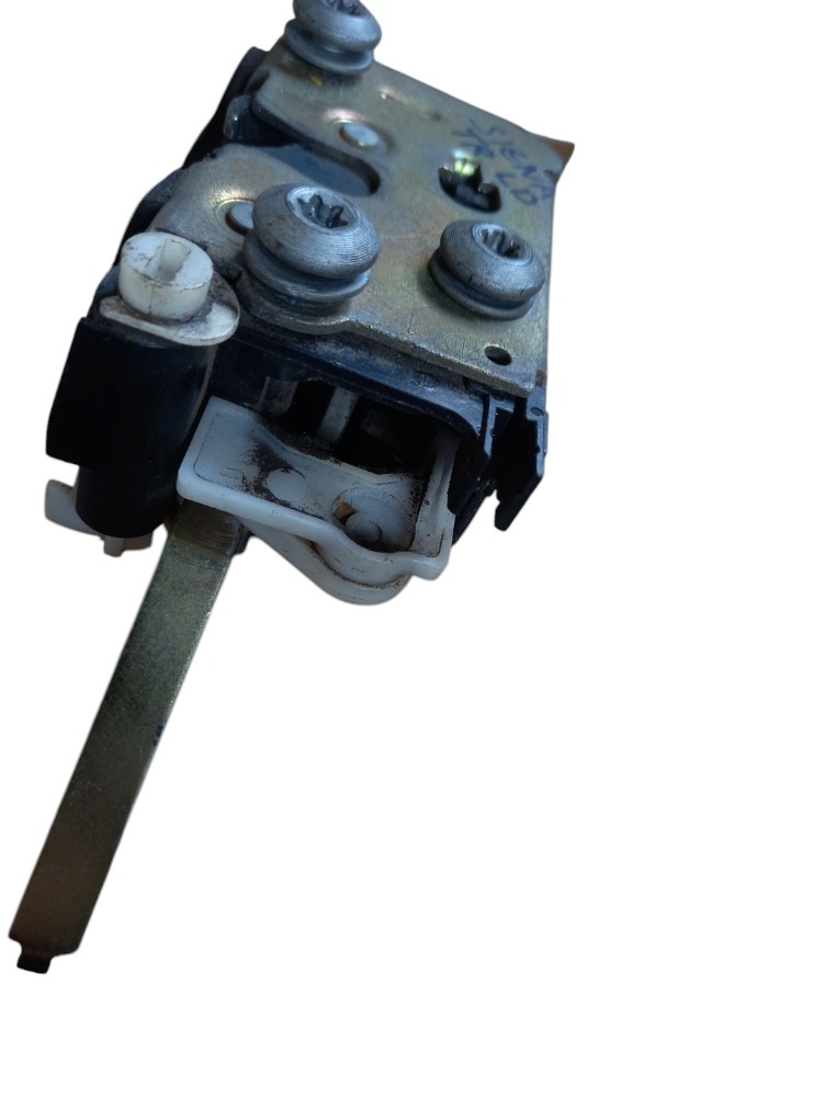 Fechadura manual traseira direita Fiat Siena 3