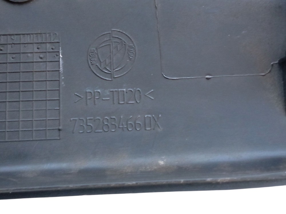 Acabamento Porta Dianteira Direita Fiat Palio 2000 1.3 16v 6