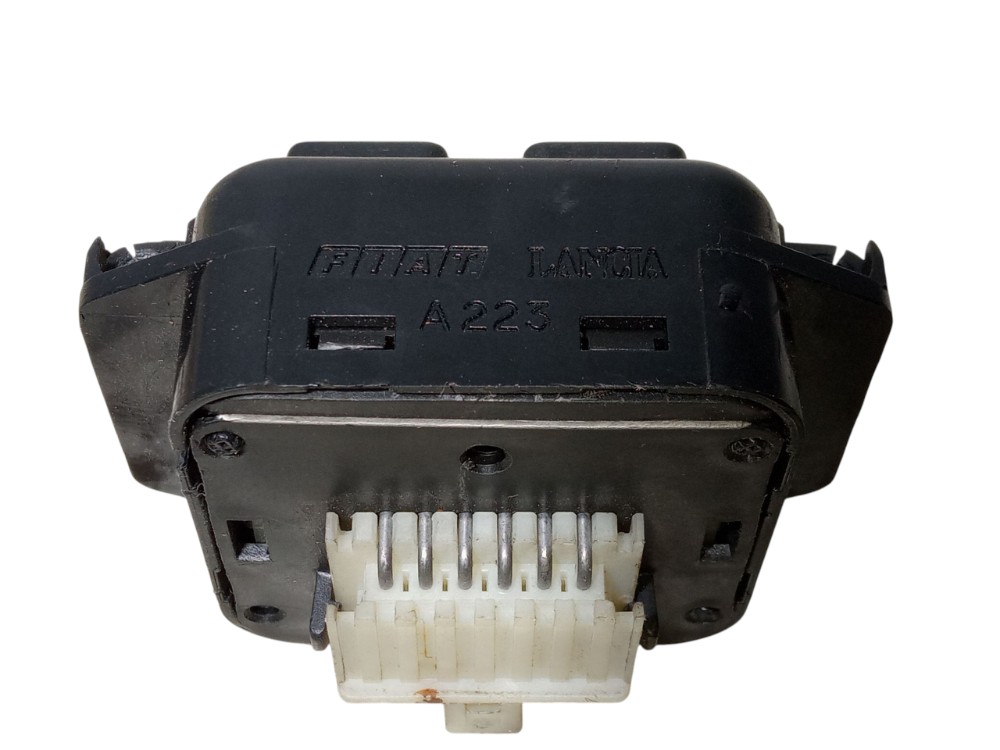 Botao Vidro Eletrico Dianteiro Esquerdo Fiat Tempra 1997 2.0 6