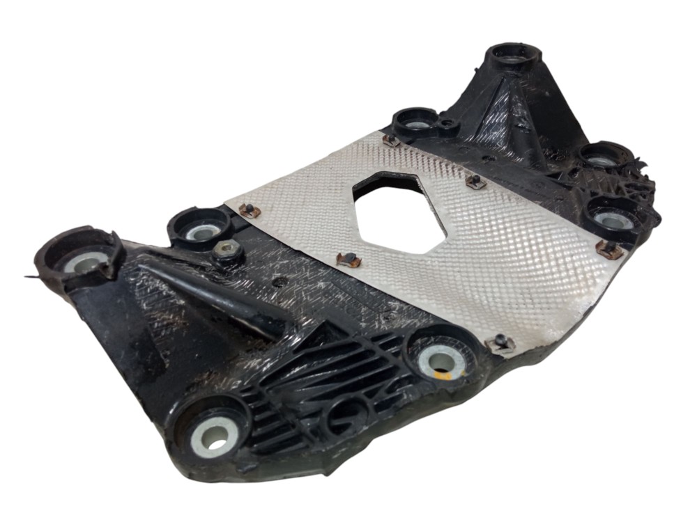 Suporte Diferencial Traseiro Volvo Xc70 2006 2007 Original 3